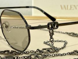 Picture of Valentino Sunglasses _SKUfw47394430fw